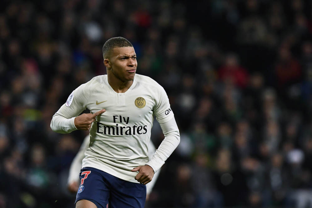 申花再官宣：5名球员续约，特谢拉、马纳法留队，2名外援解约？